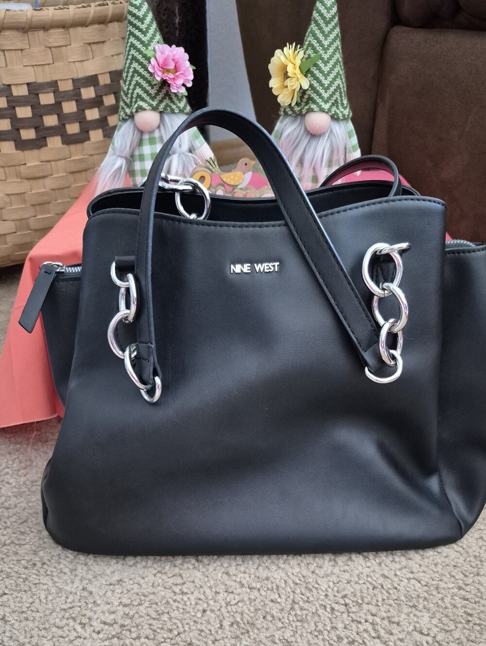 Nine West Black Tote with Silver Chain Links. VERY GOOD USED CONDITION